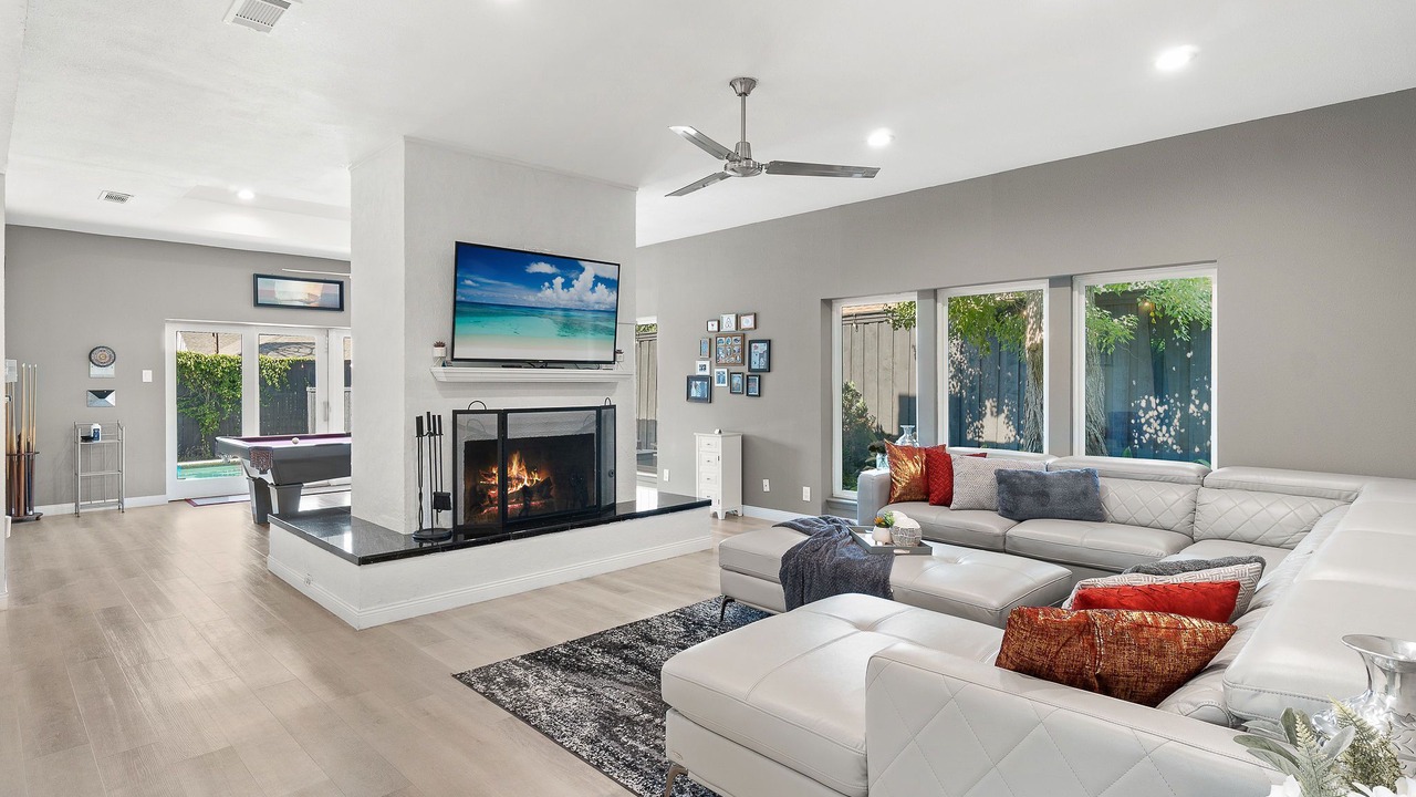 Photo of Livingroom in Lake Highlands