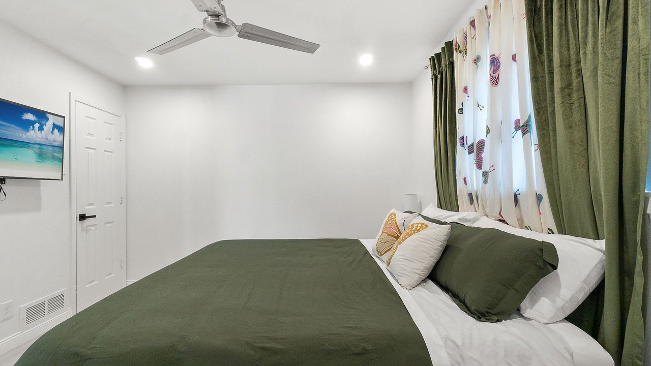 Photo of Bedroom in Lake Highlands
