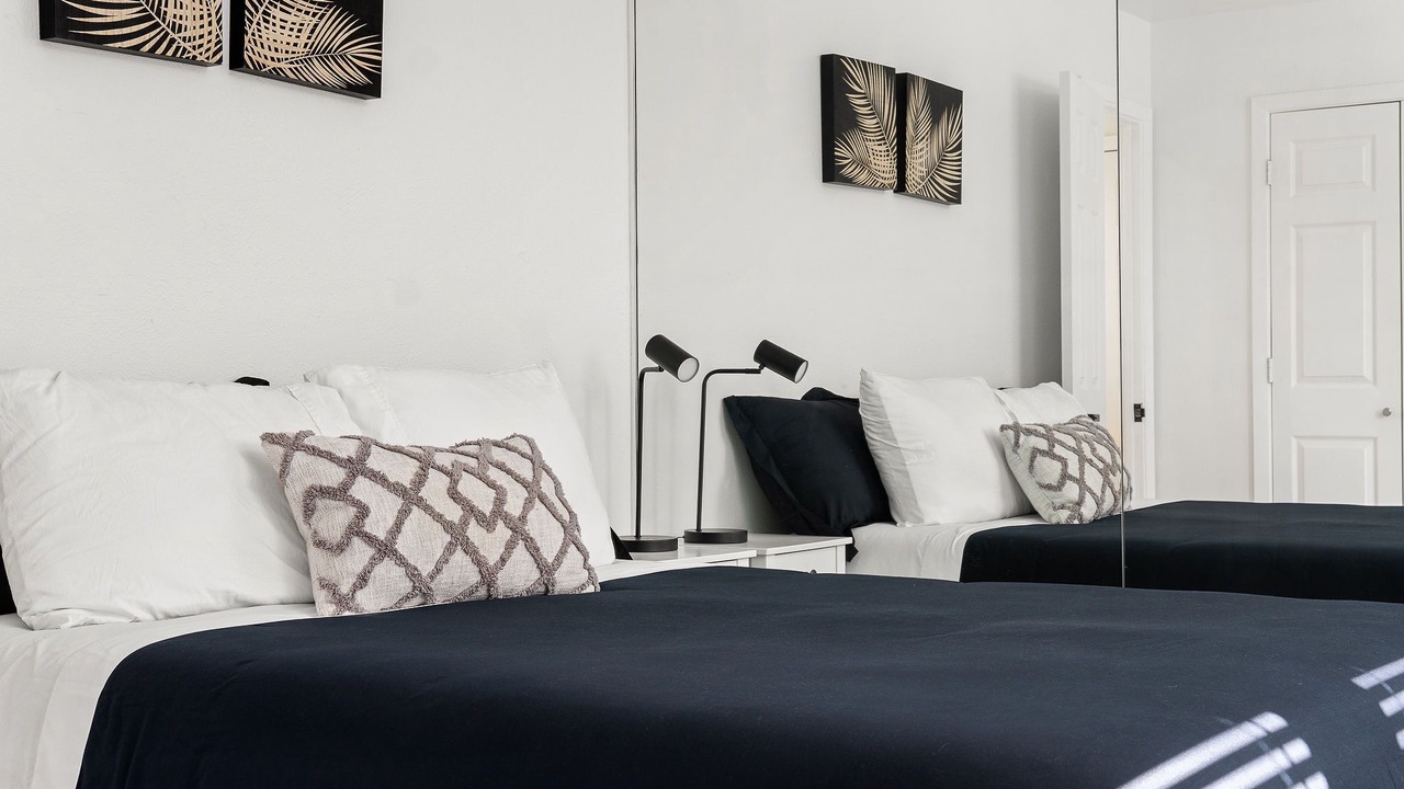 Photo of Bedroom in Lake Highlands