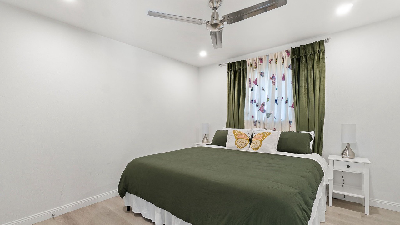 Photo of Bedroom in Lake Highlands