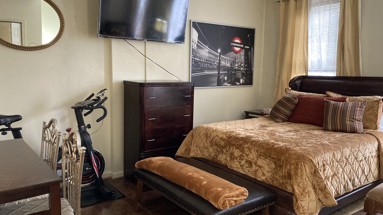 Photo of Bedroom in New Haven