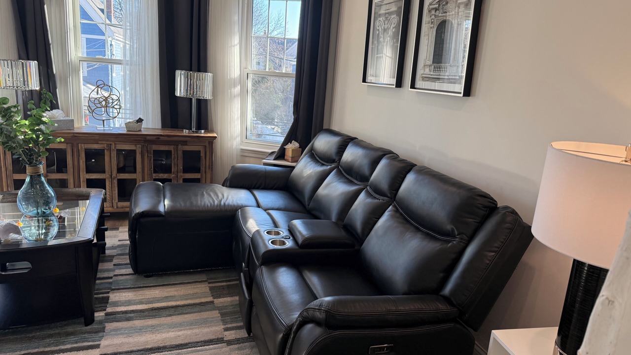 Photo of Livingroom in Roslindale