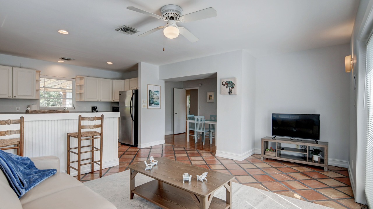 Photo of Livingroom in Tarpon River