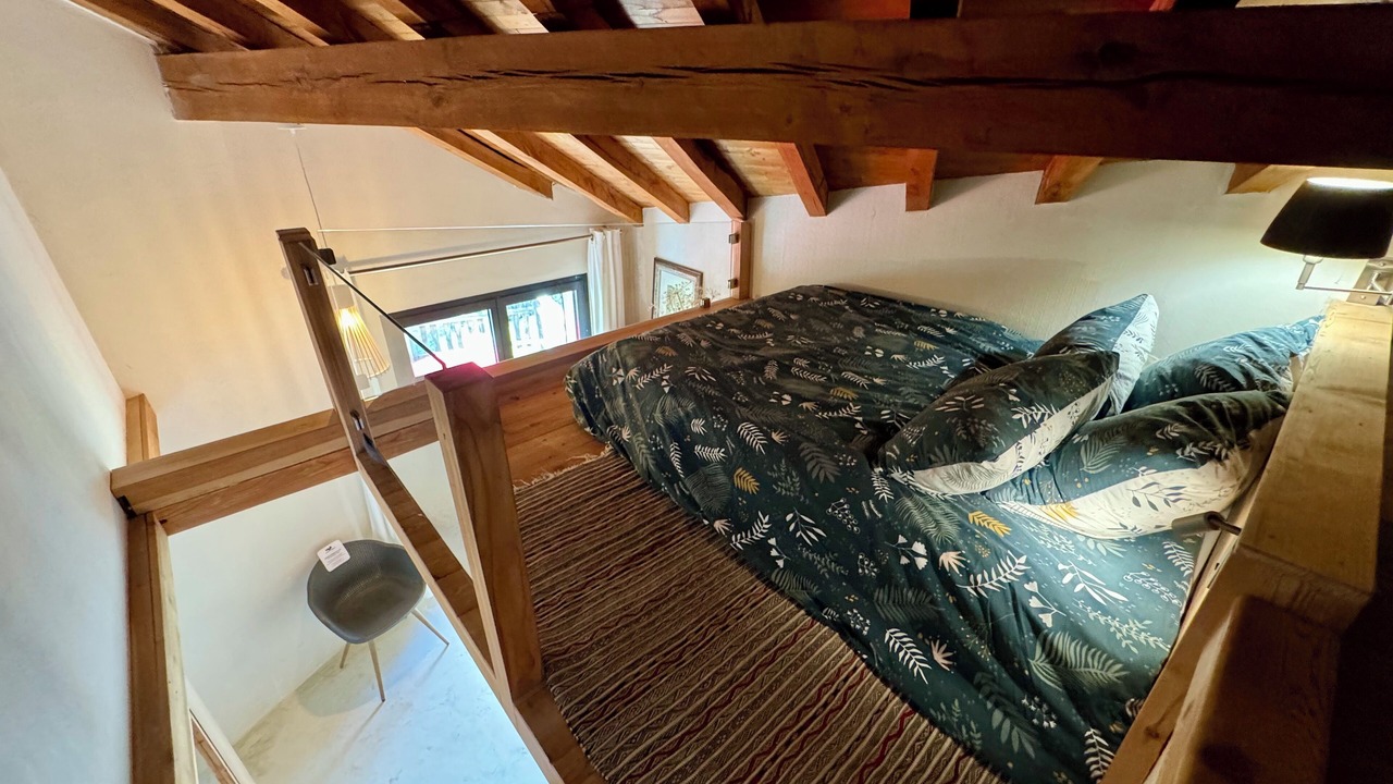 Photo of Bedroom in Seez