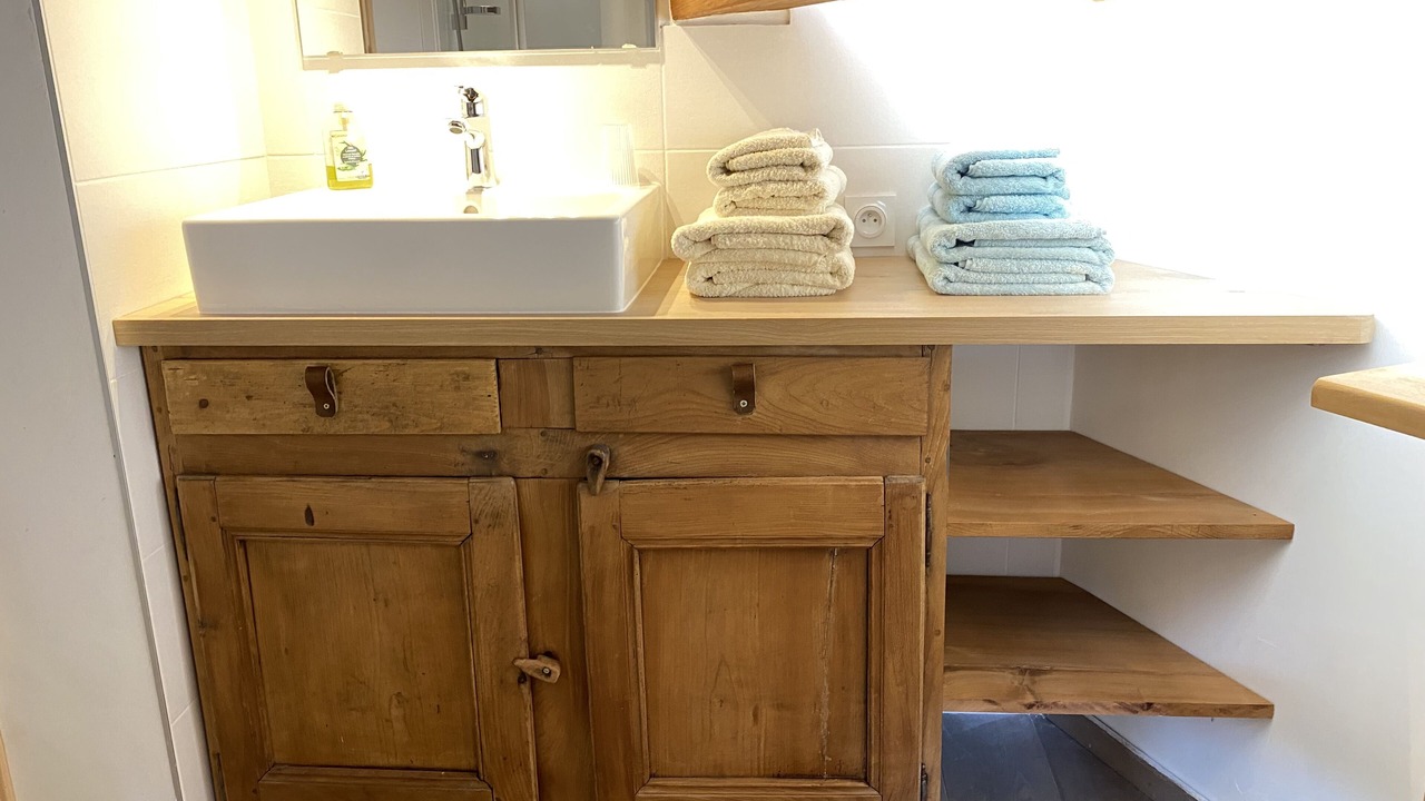 Photo of Bathroom in Seez