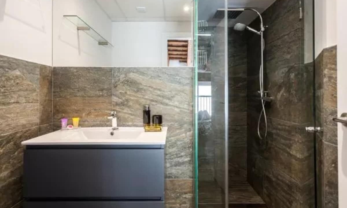 Photo of Bathroom in La Seu