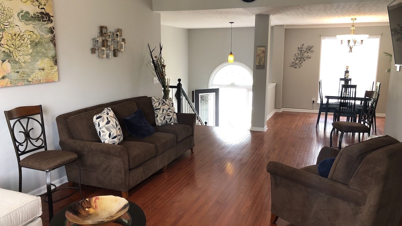 Photo of Livingroom in Lawrenceville