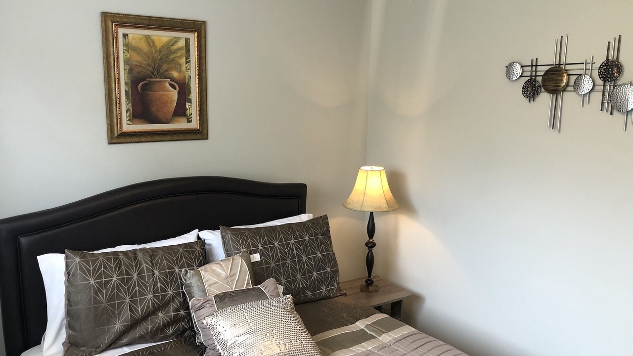 Photo of Bedroom in Lawrenceville