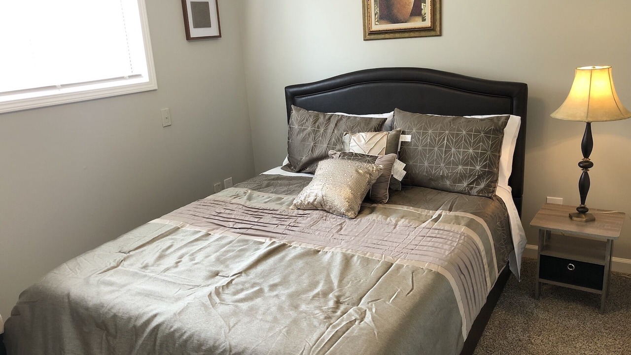 Photo of Bedroom in Lawrenceville