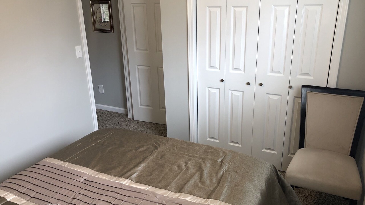 Photo of Bedroom in Lawrenceville