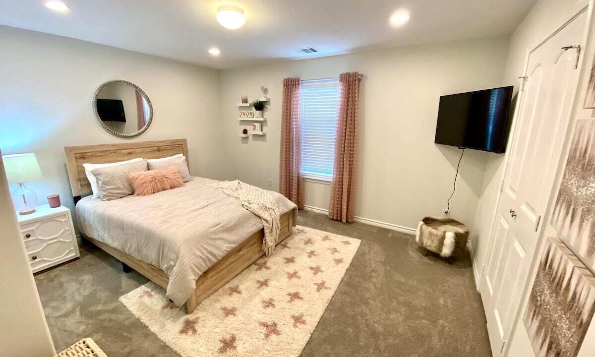 Photo of Bedroom in Montgomery