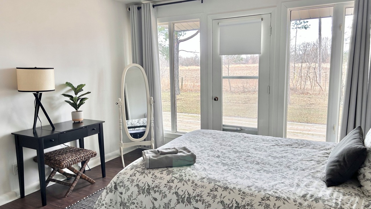 Photo of Bedroom in Picton