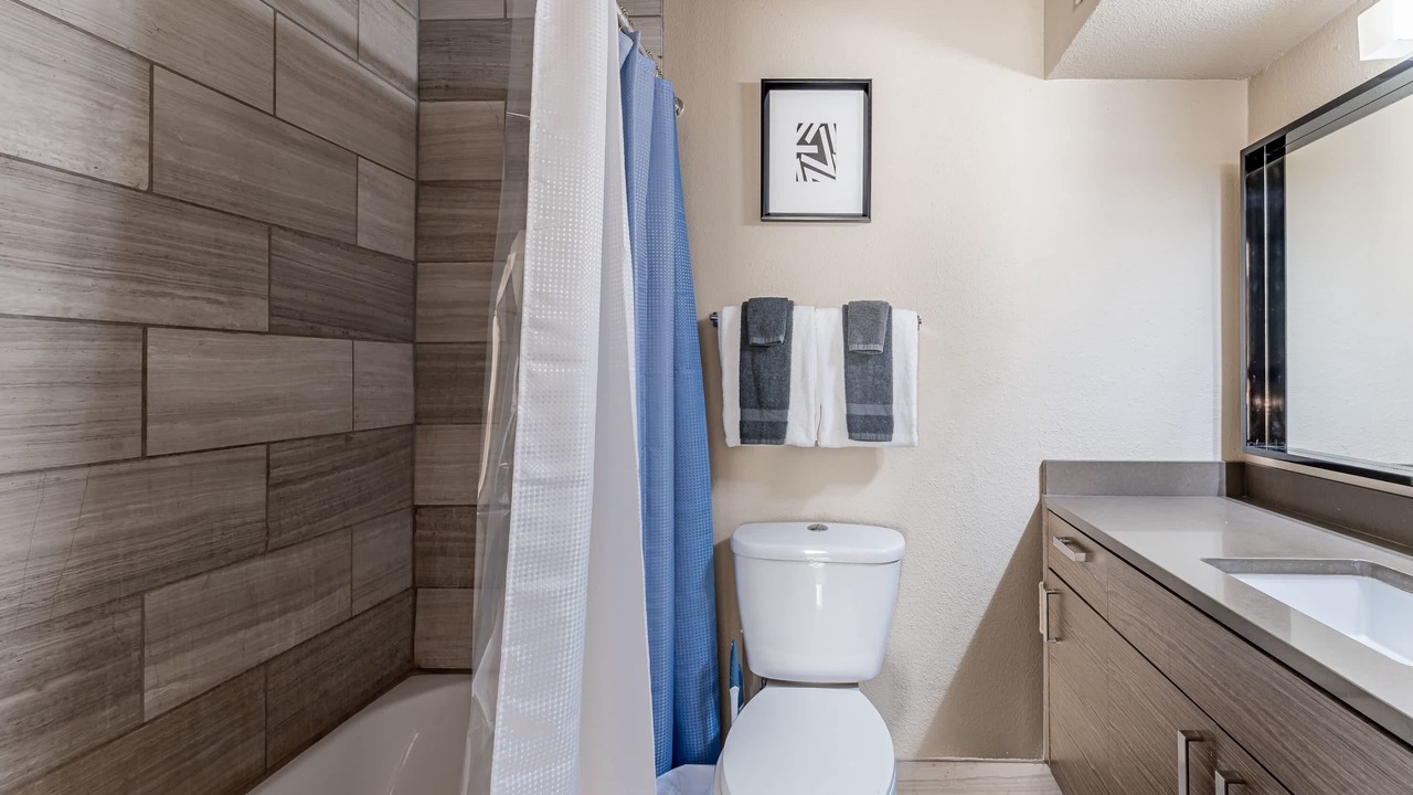 Photo of Bathroom in East Riverside - Oltorf