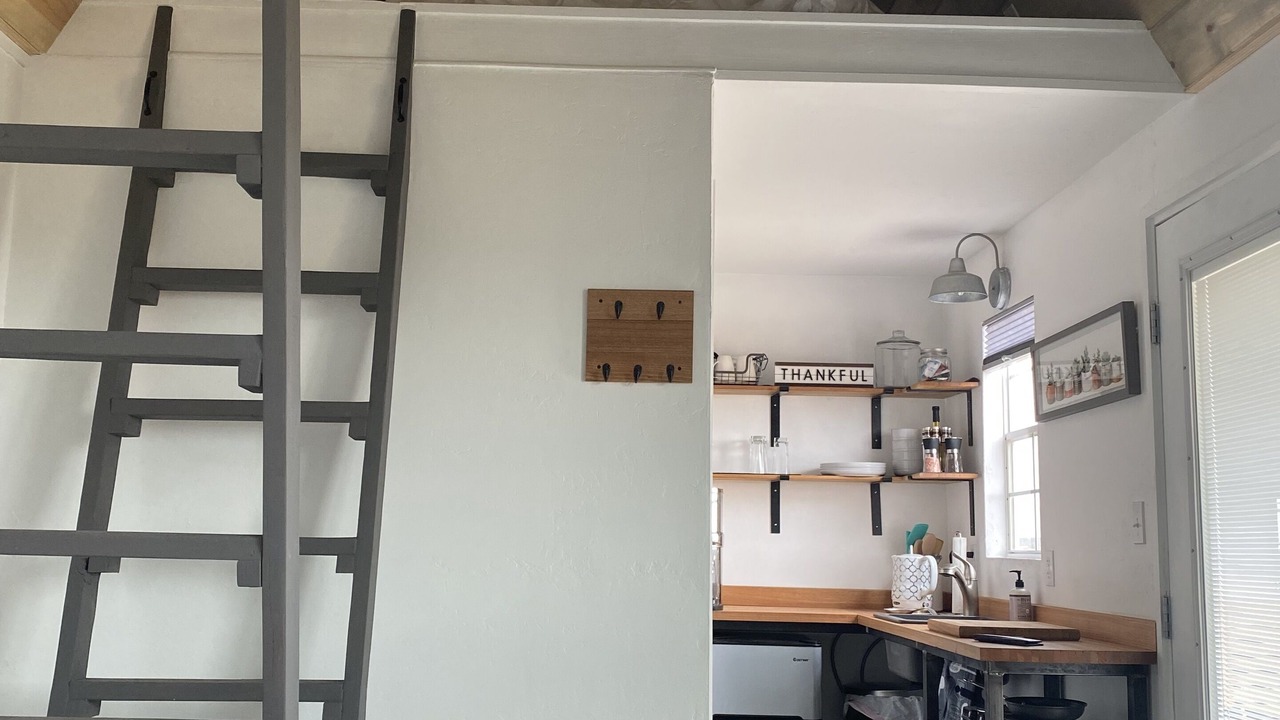 Photo of Bedroom in Clay Springs