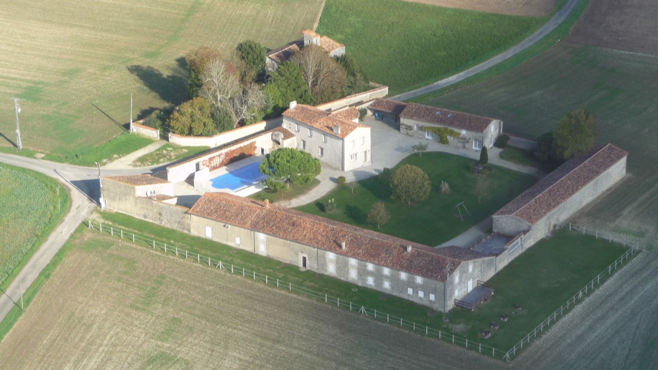 Photo of Outdoor in Saint-Hilaire-de-Villefranche