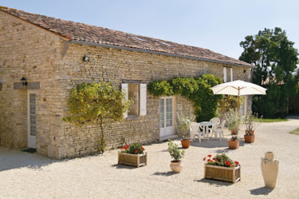 Photo of Outdoor in Saint-Hilaire-de-Villefranche