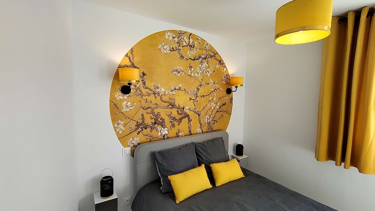 Photo of Bedroom in Laval