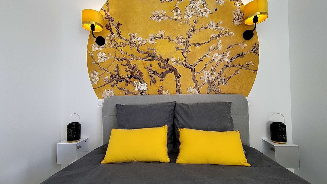 Photo of Bedroom in Laval