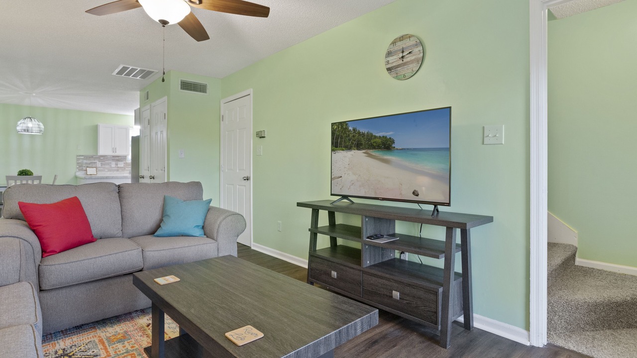 Photo of Livingroom in Jacksonville