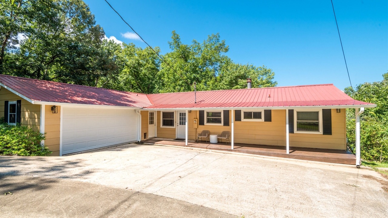 Photo of Outdoor in Dadeville