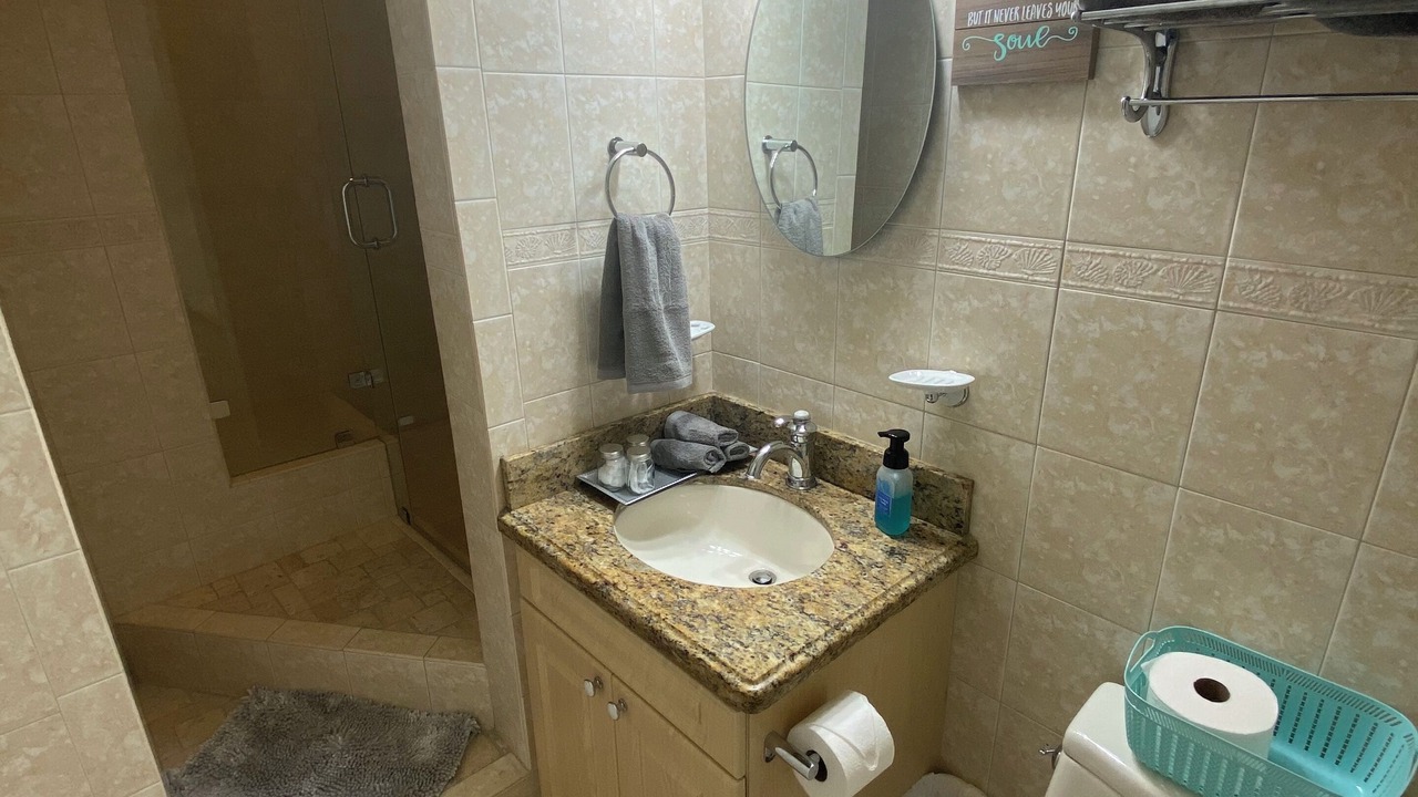 Photo of Bathroom in Mid Beach