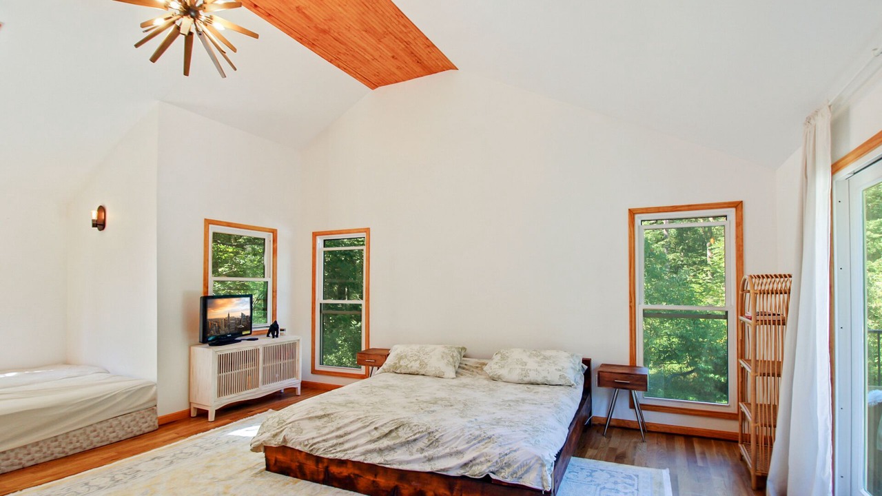 Photo of Bedroom in Kunkletown