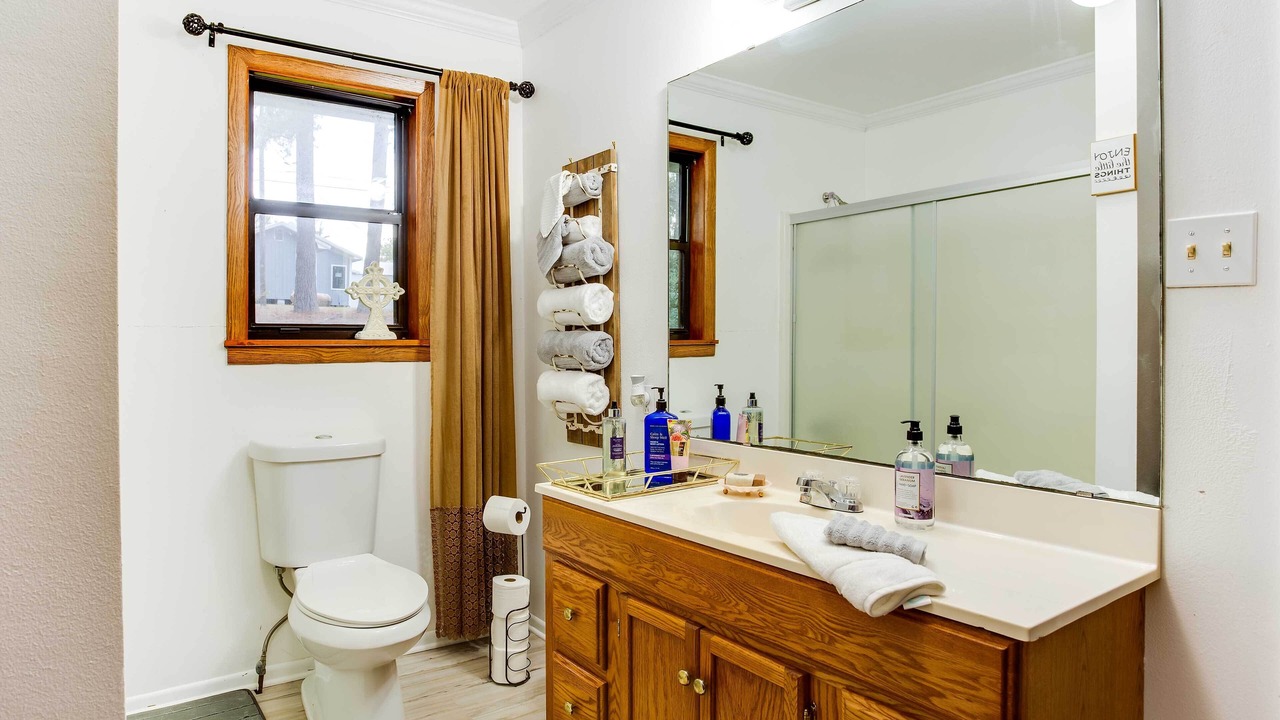 Photo of Bathroom in Doyline