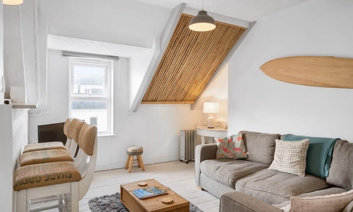 Photo of Livingroom in Newquay City Centre