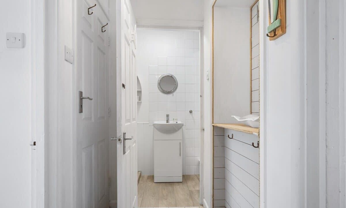 Photo of Bathroom in Newquay City Centre