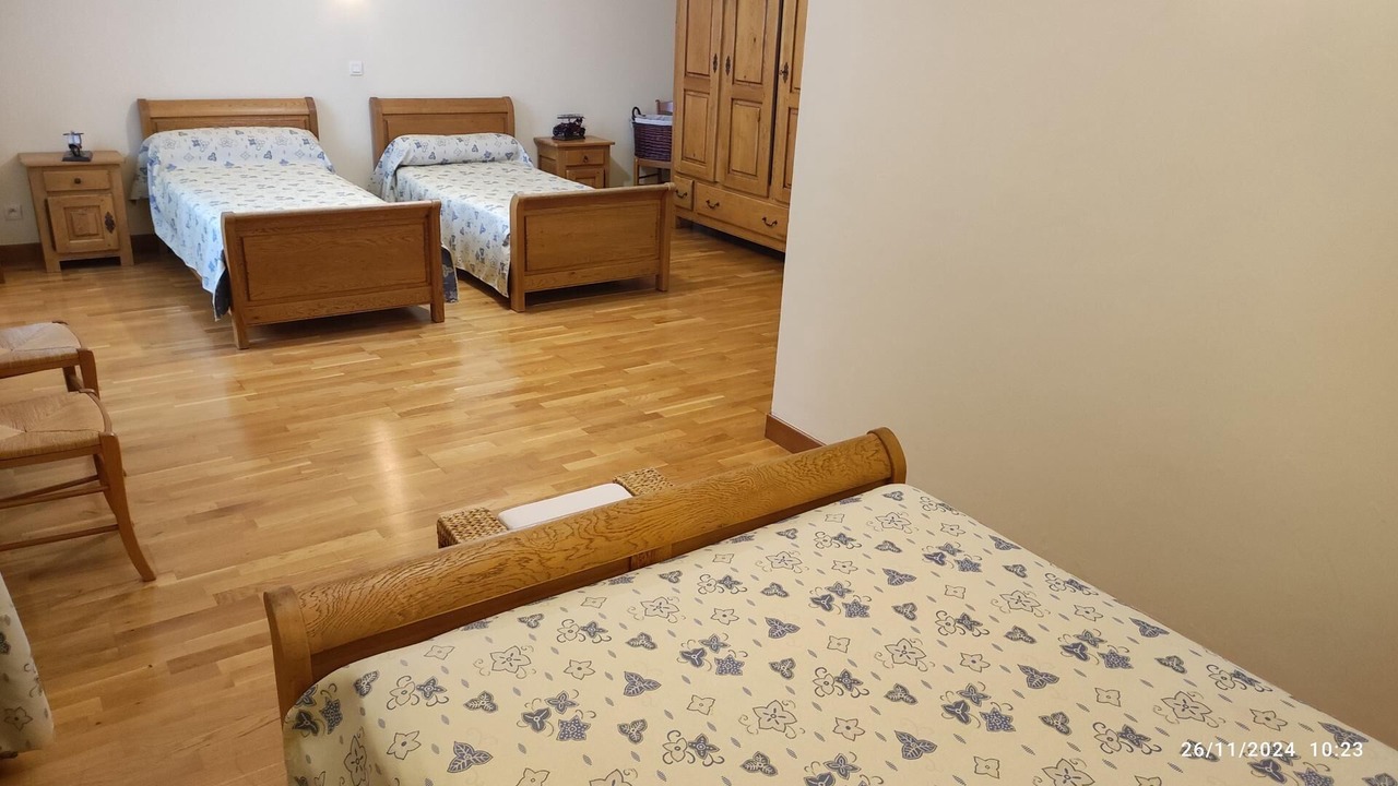 Photo of Bedroom in Douzy
