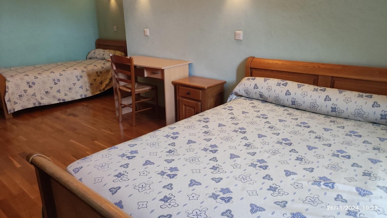 Photo of Bedroom in Douzy