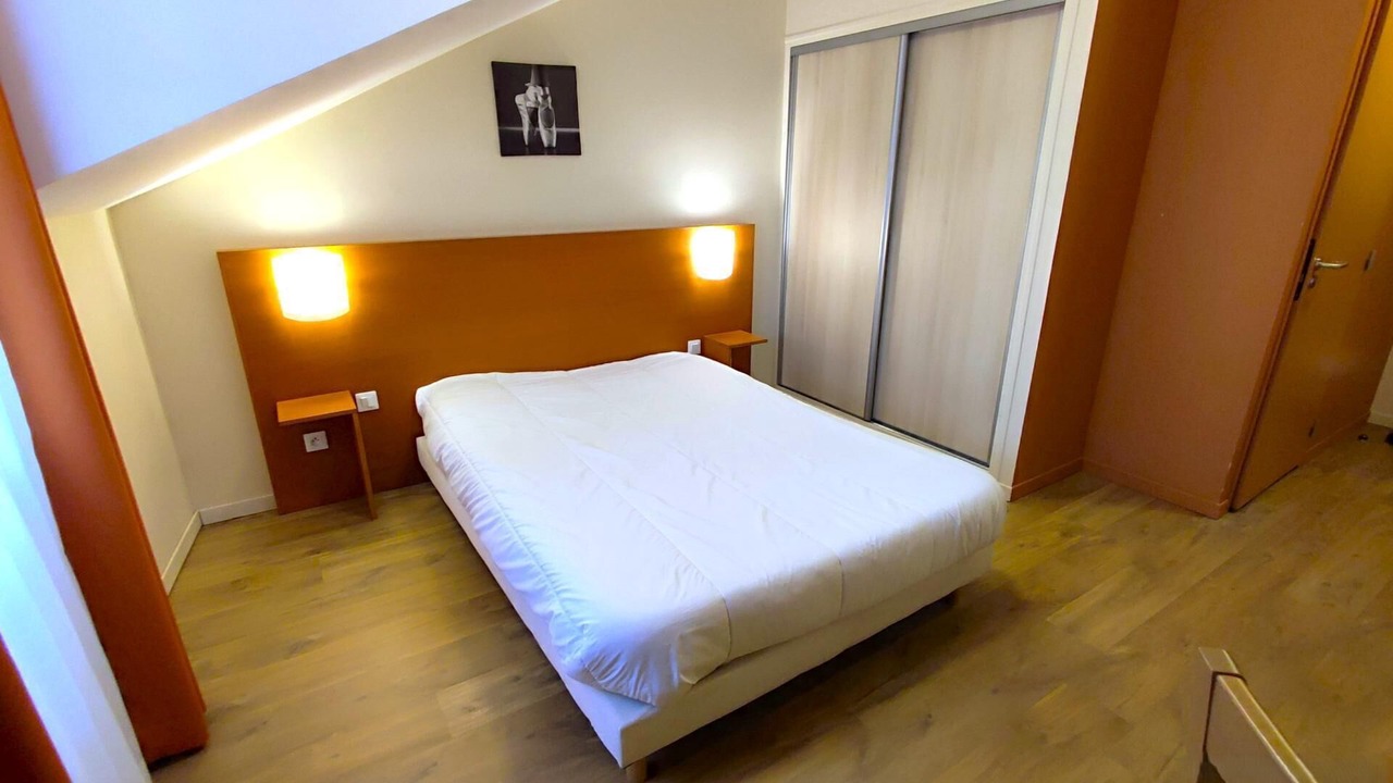 Photo of Bedroom in Douzy