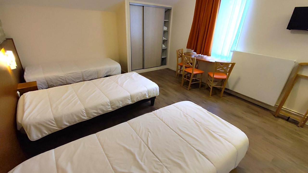 Photo of Bedroom in Douzy