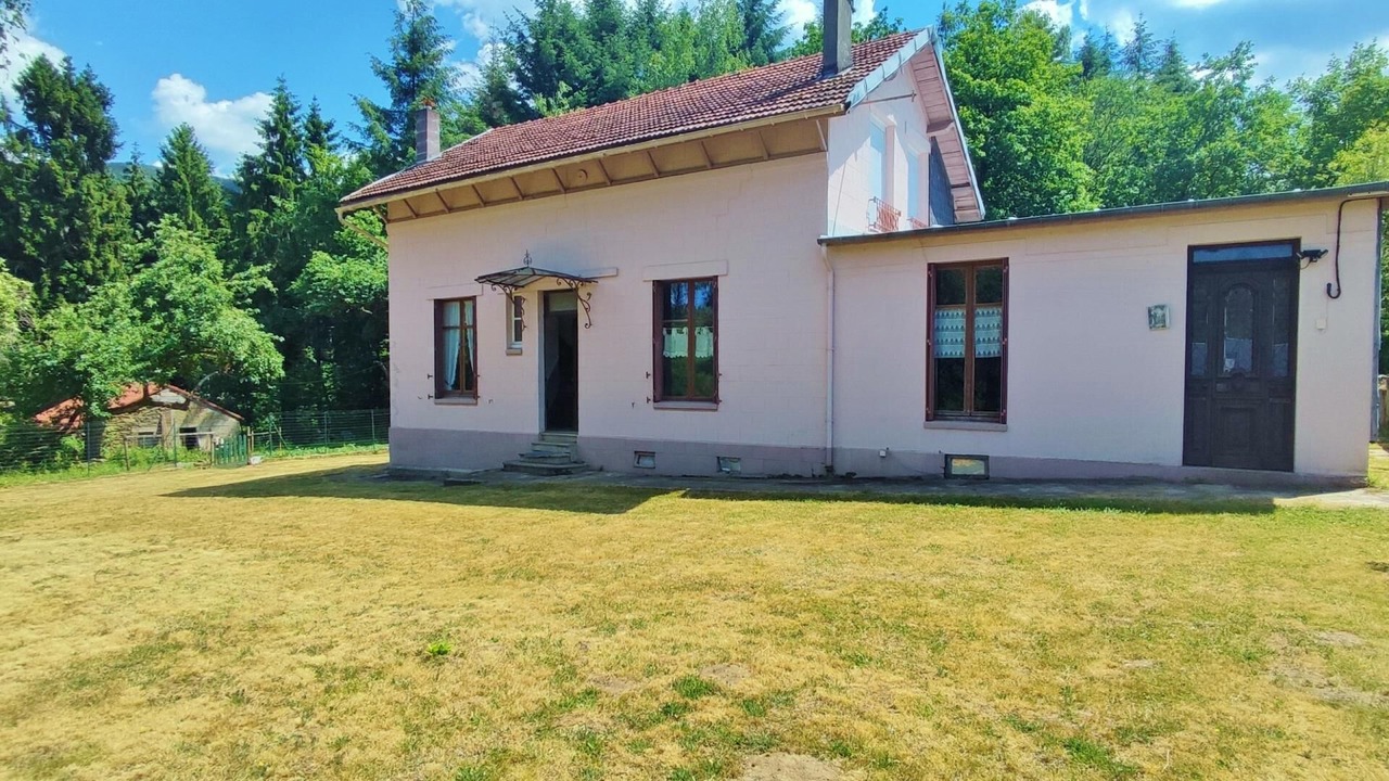 Photo of Outdoor in Fumay