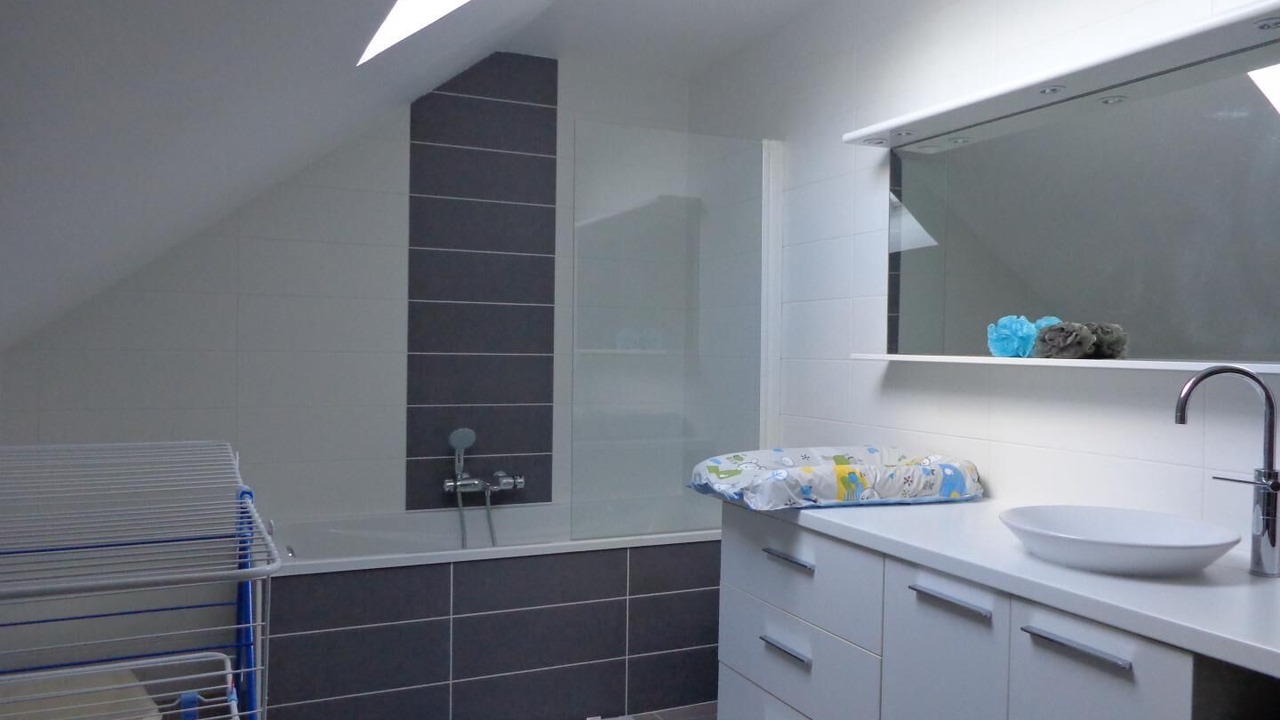 Photo of Bathroom in Puilly-et-Charbeaux