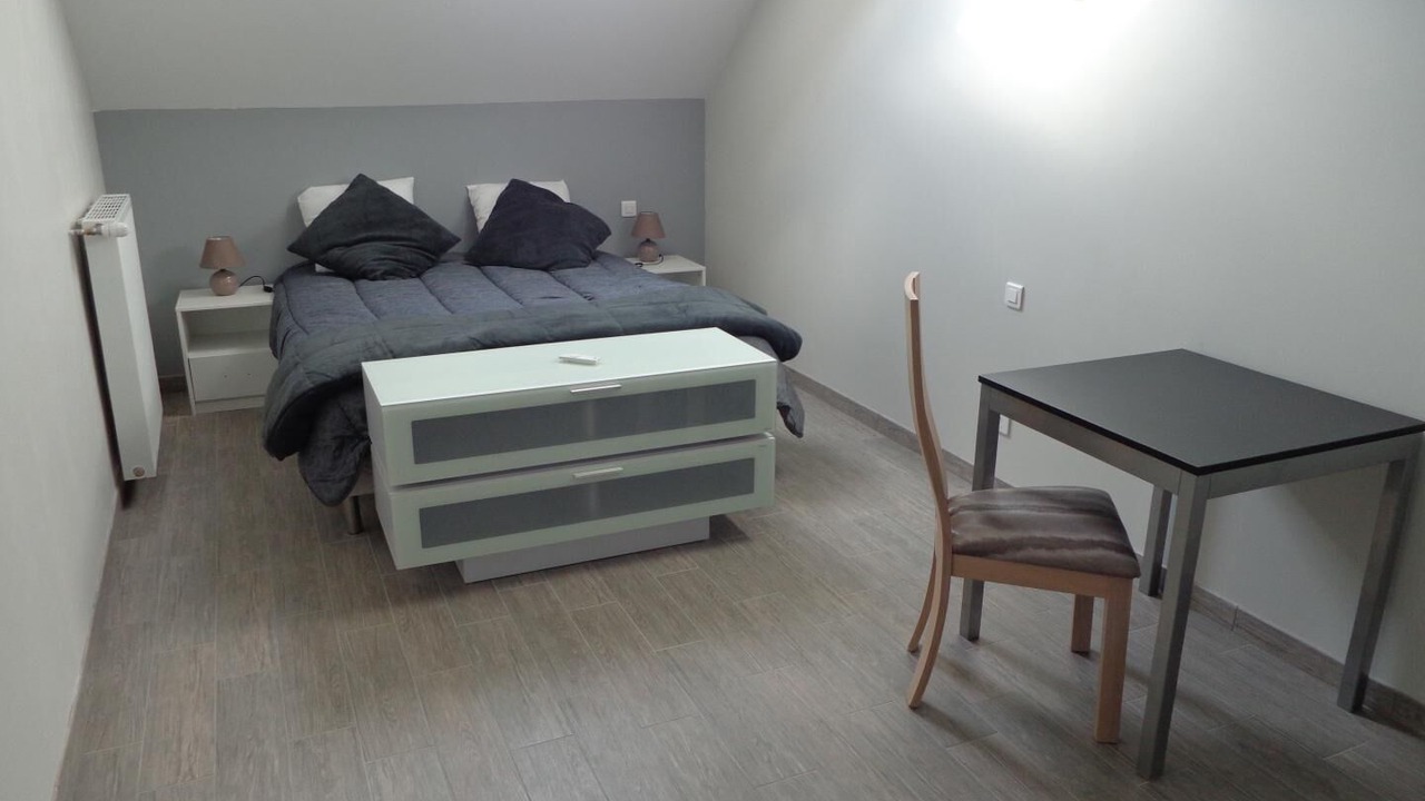 Photo of Bedroom in Puilly-et-Charbeaux