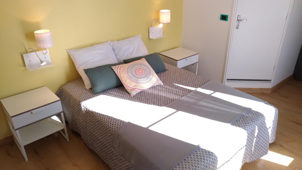 Photo of Bedroom in Leffincourt