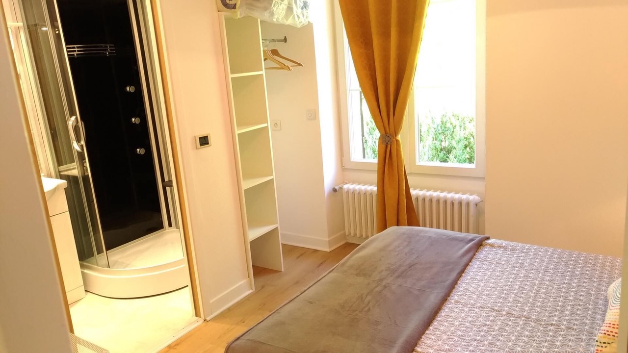 Photo of Bedroom in Leffincourt