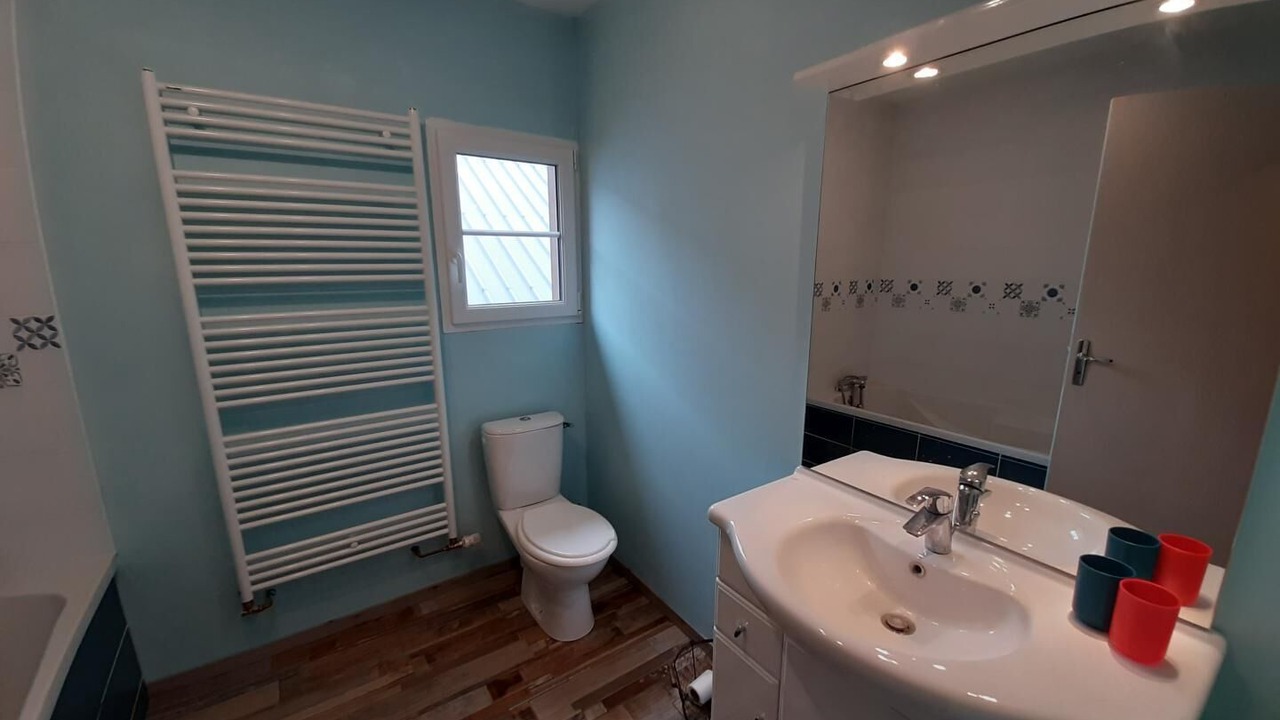 Photo of Bathroom in Givron