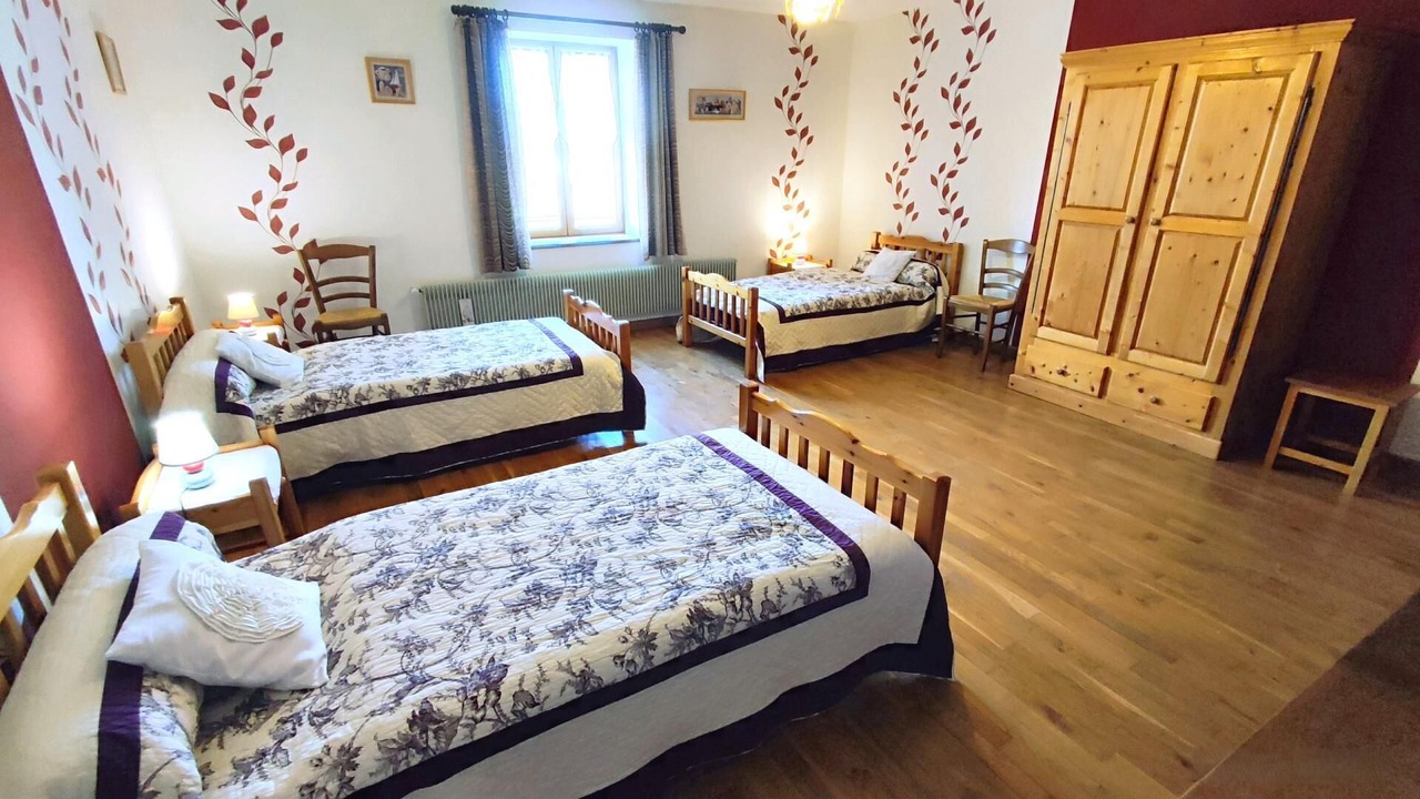 Photo of Bedroom in Puilly-et-Charbeaux