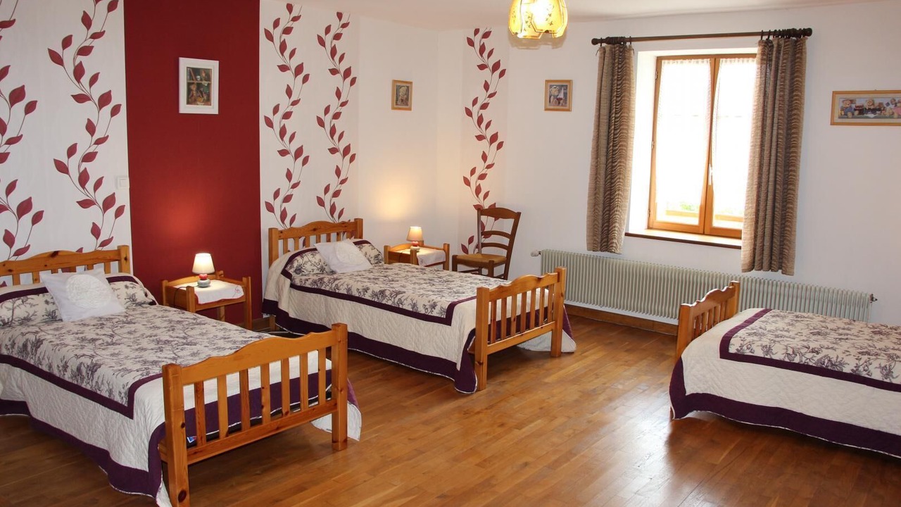 Photo of Bedroom in Puilly-et-Charbeaux