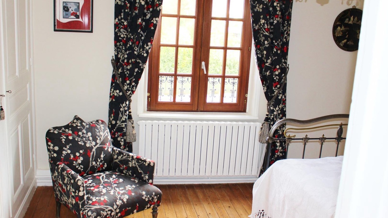 Photo of Bedroom in Seuil