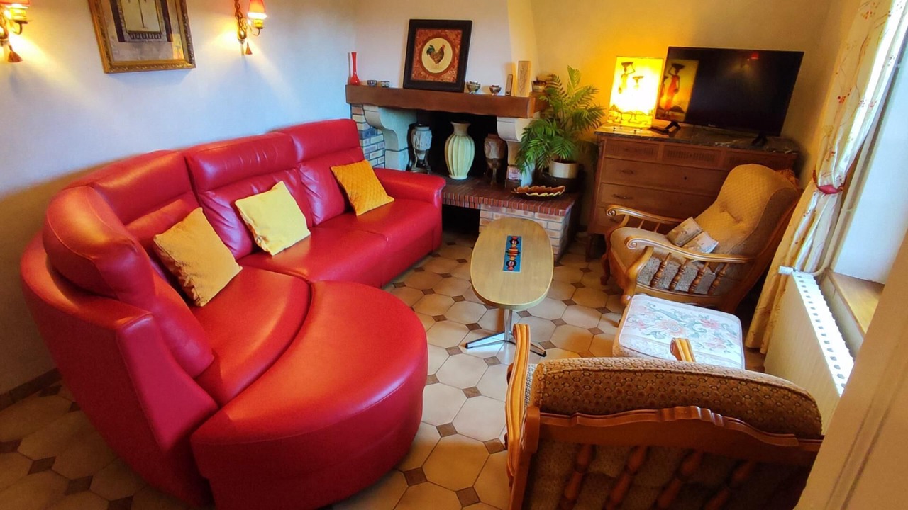 Photo of Livingroom in Seuil