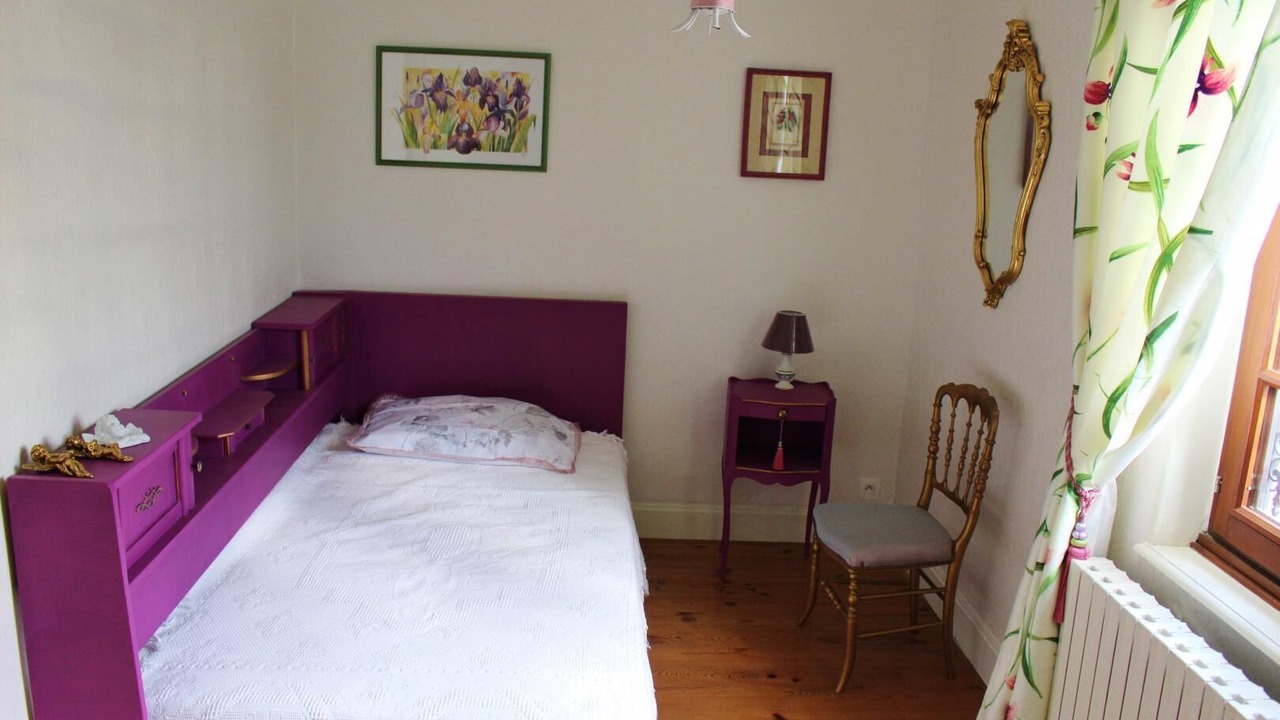 Photo of Bedroom in Seuil