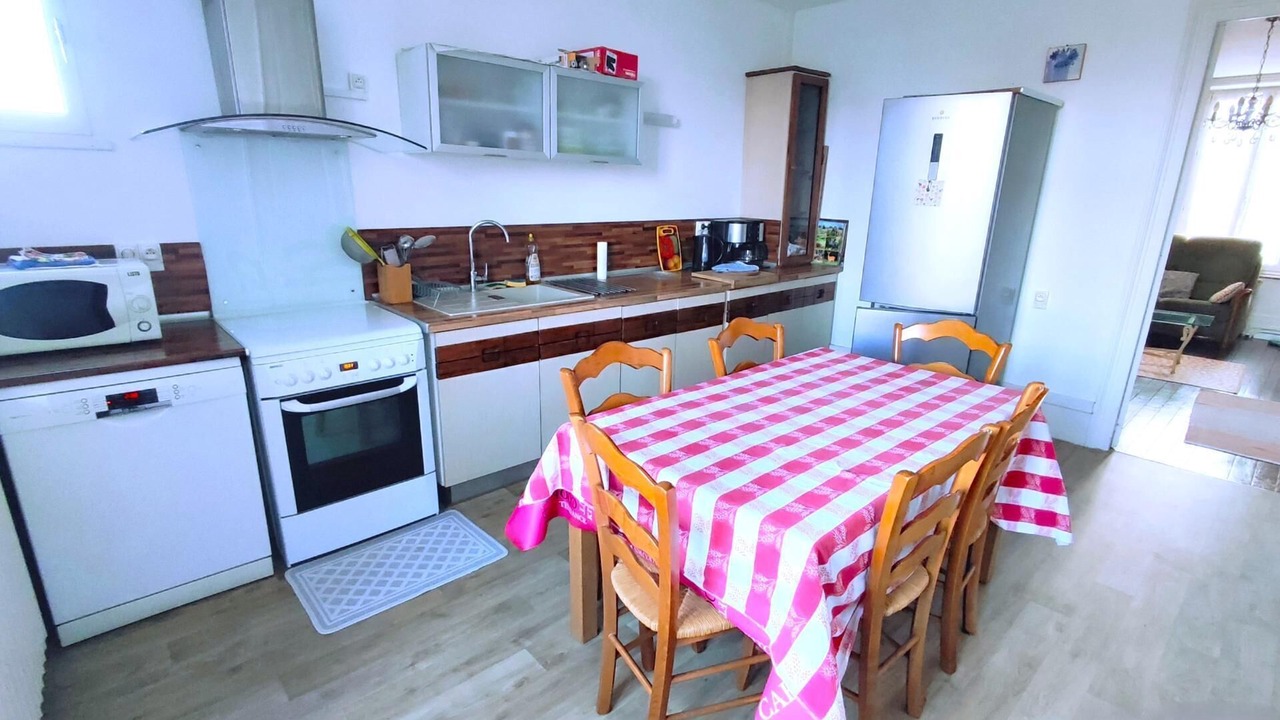 Photo of Kitchen in Dom-le-Mesnil