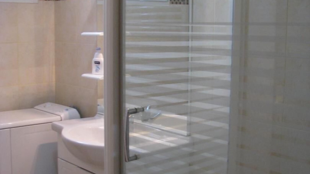 Photo of Bathroom in Saint-Aignan