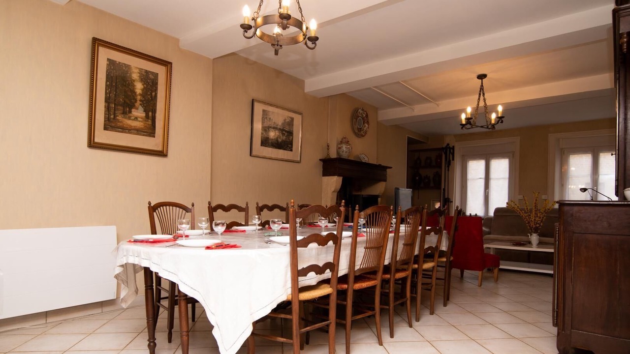 Photo of Others in L'Echelle