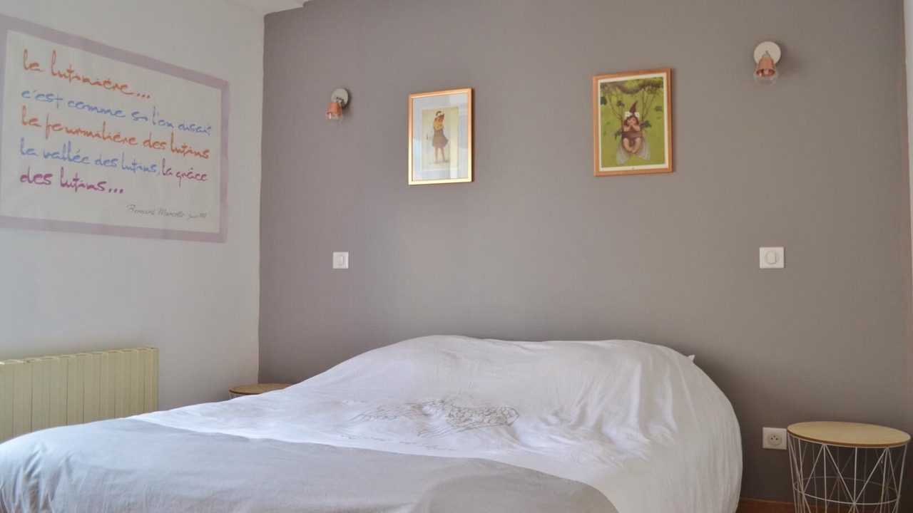 Photo of Bedroom in Gespunsart