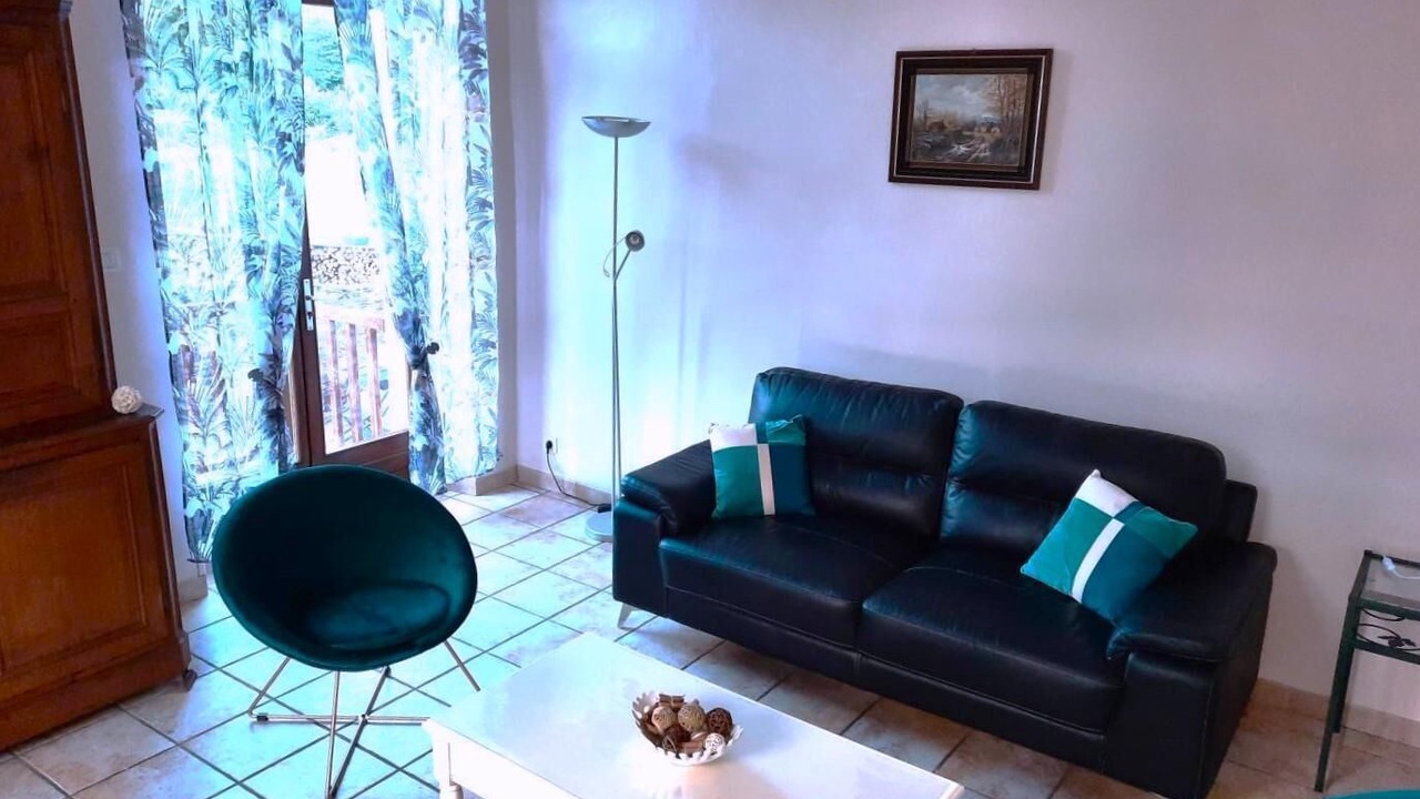 Photo of Livingroom in Les Hautes-Rivieres