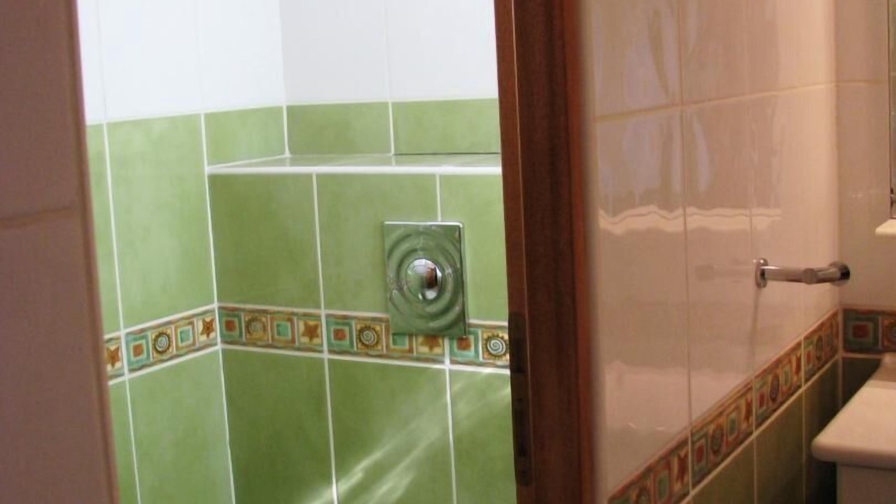 Photo of Bathroom in Malandry